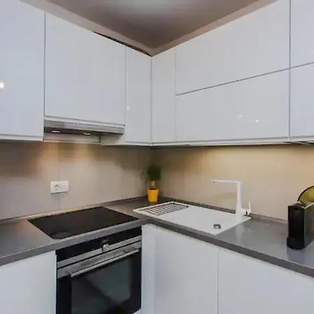 San Antonijo * Hvar Town