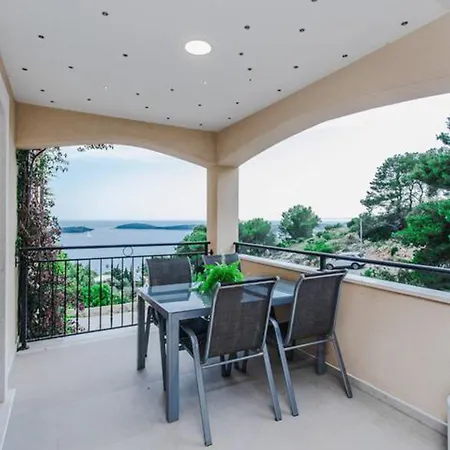 San Antonijo Apartment